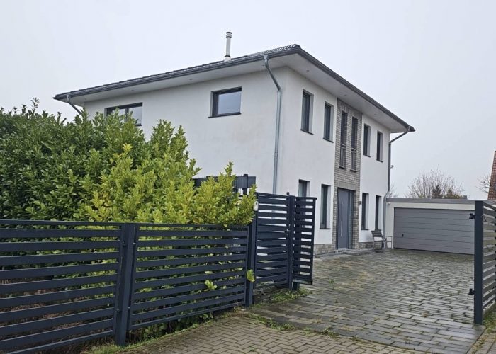 7c24284c-1790-4972-b8b9-9276dc5d8875