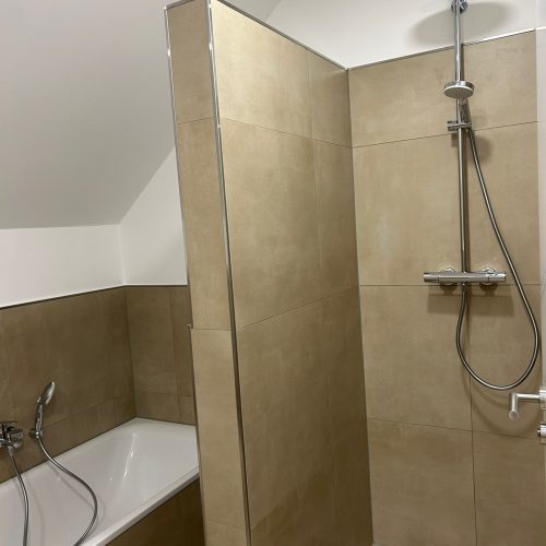 WhatsApp Image 2025-11-20 at 21.21.50 (2)