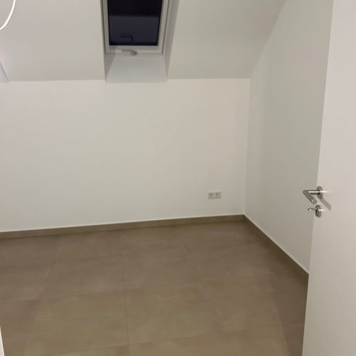 WhatsApp Image 2025-11-20 at 21.21.50 (4)