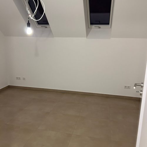 WhatsApp Image 2025-11-20 at 21.21.51 (2)